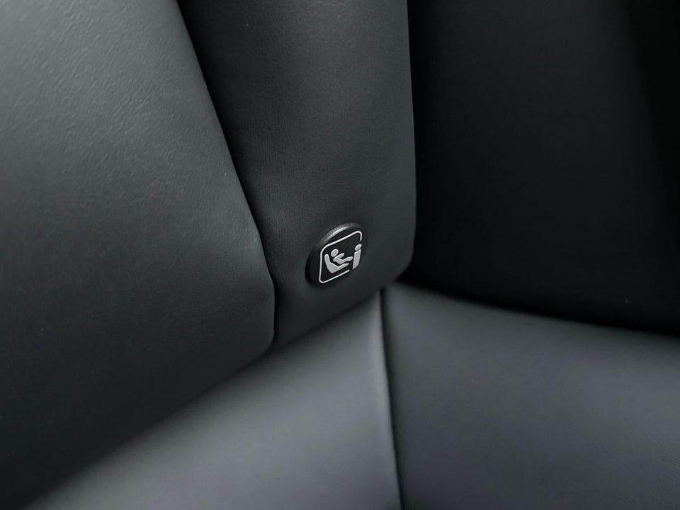 Tesla Model 3 Standard Range+ RWD 4d