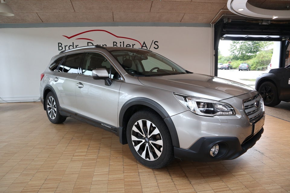 Subaru Outback 2,5 Summit CVT 5d