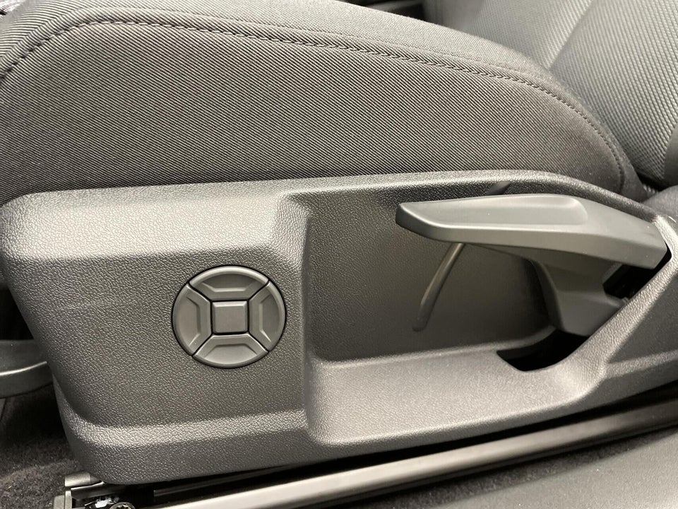 Audi Q4 e-tron 45 Progress quattro 5d