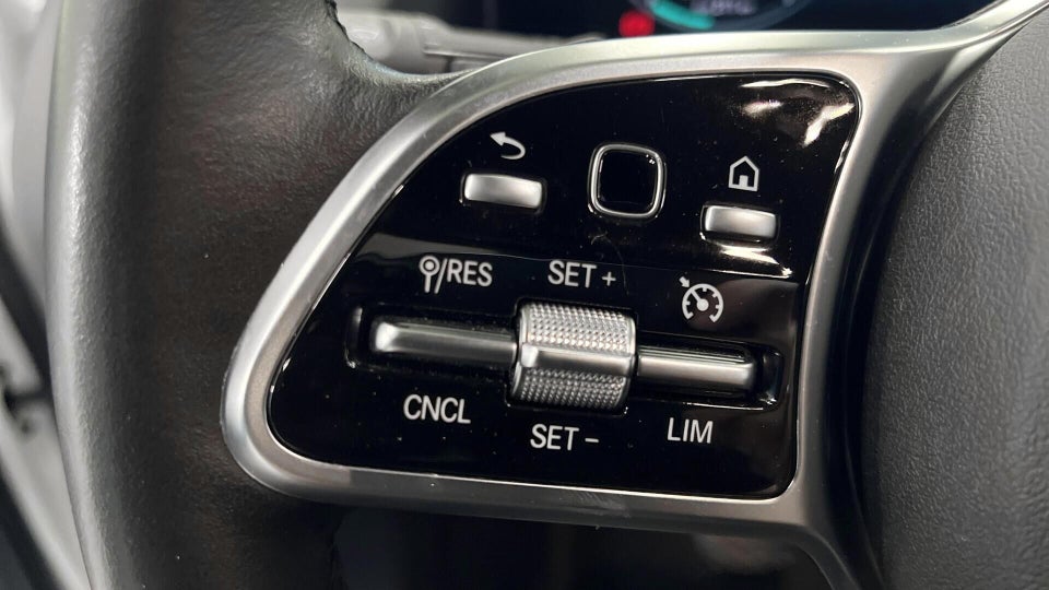 Mercedes EQA250 Progressive 5d