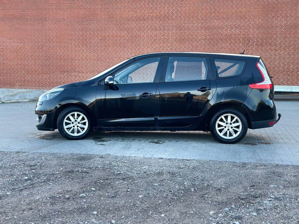 Renault Grand Scenic III 1,6 dCi 130 Dynamique 5d
