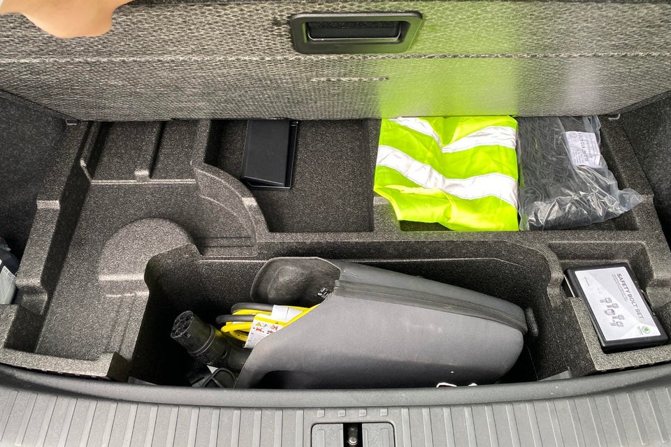 Skoda Enyaq 80 iV Loft 5d