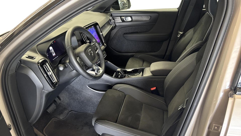Volvo XC40 ReCharge Twin Ultimate 5d