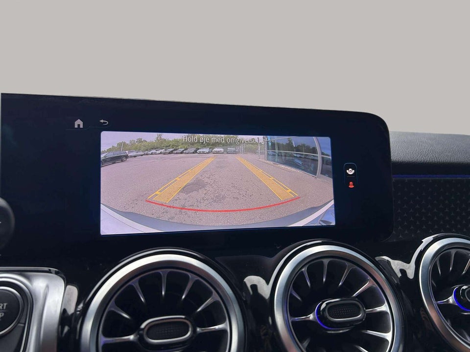 Mercedes EQB300 4Matic 5d
