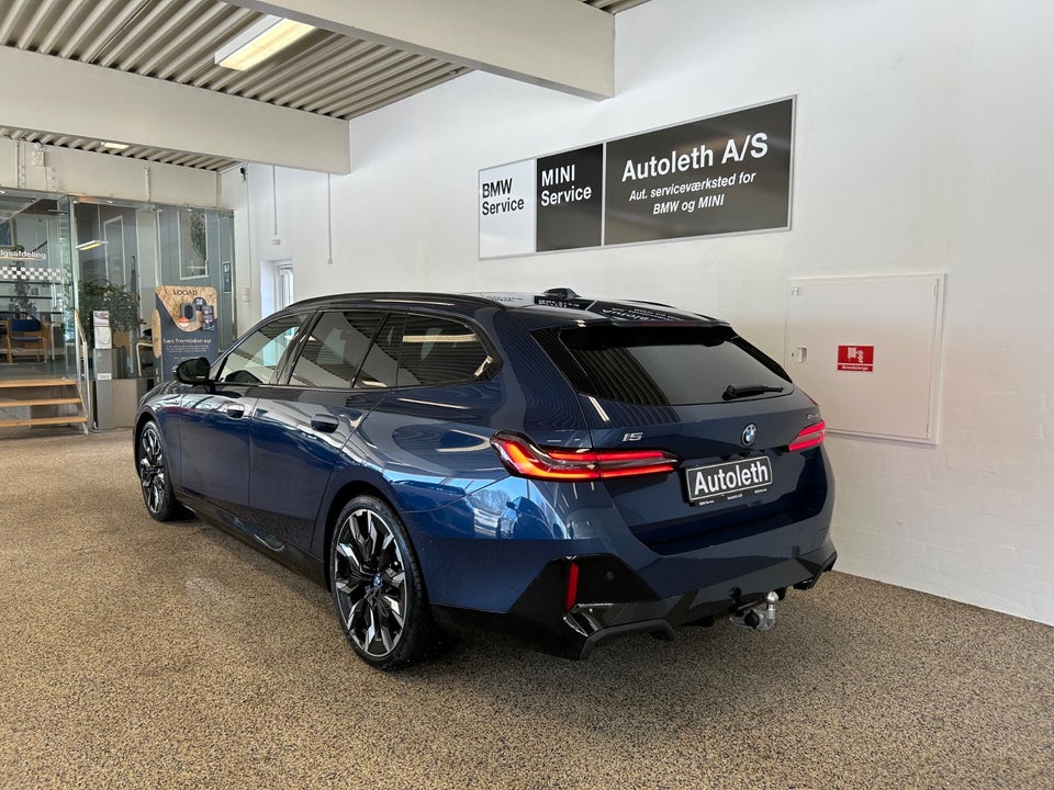 BMW i5 eDrive40 Touring Supercharged 5d