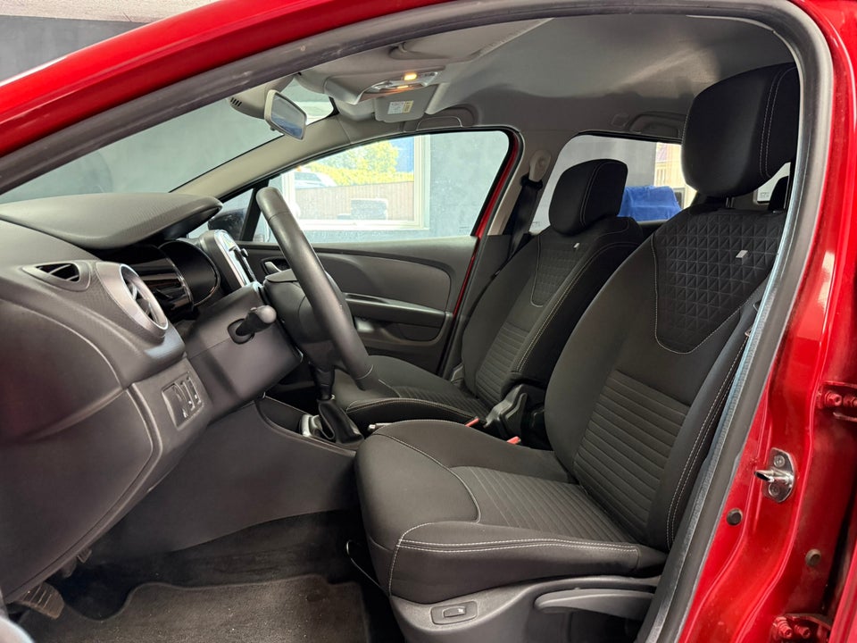 Renault Clio IV 0,9 TCe 90 Expression Sport Tourer 5d