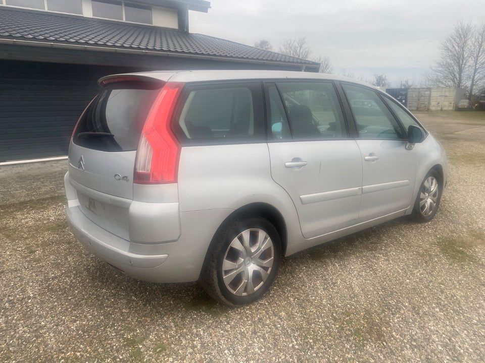 Citroën Grand C4 Picasso 2,0 HDi 138 Exclusive aut. 7prs 5d