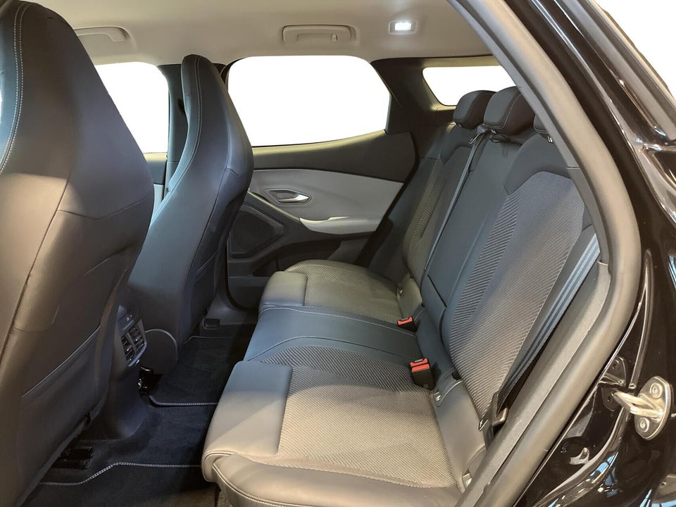 Ford Explorer 82 Select Extended Range 5d