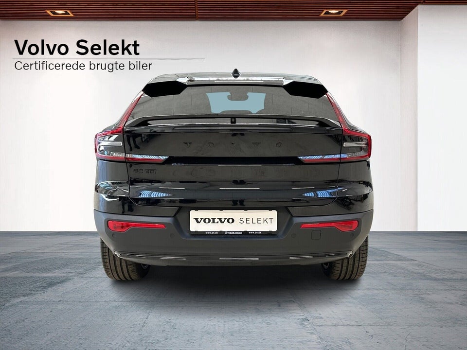 Volvo EC40 Extended Range Black Edition 5d