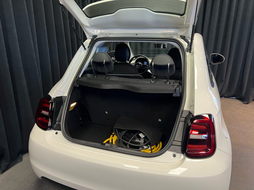 Fiat 500e 42 Icon 3d