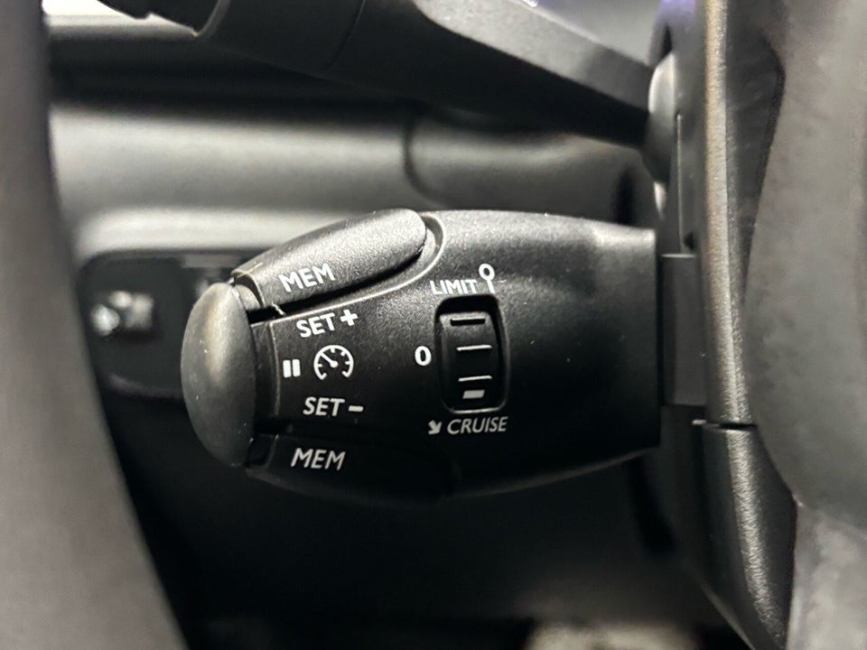 Citroën C3 1,2 PureTech 82 Limited 5d