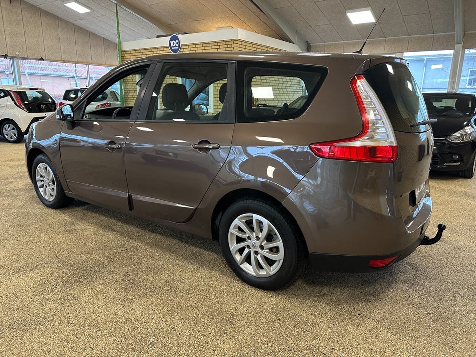 Renault Grand Scenic III 1,6 dCi 130 Dynamique 7prs 5d