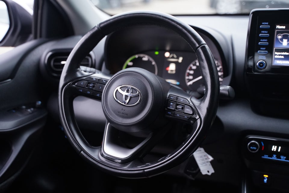 Toyota Yaris 1,5 Hybrid H3 e-CVT 5d
