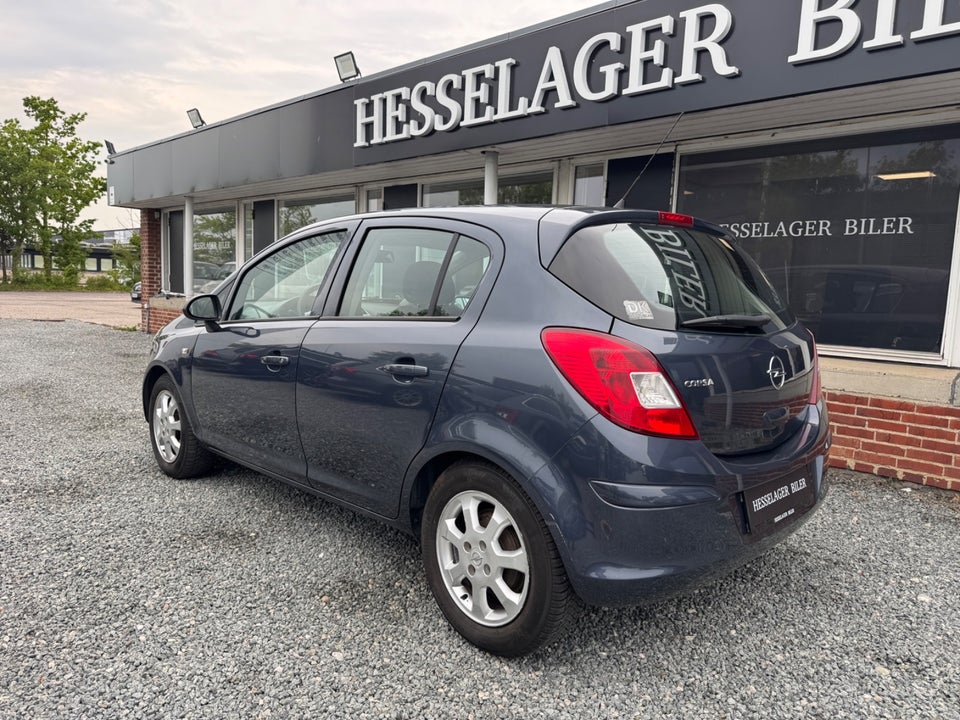 Opel Corsa 1,2 16V Enjoy 5d