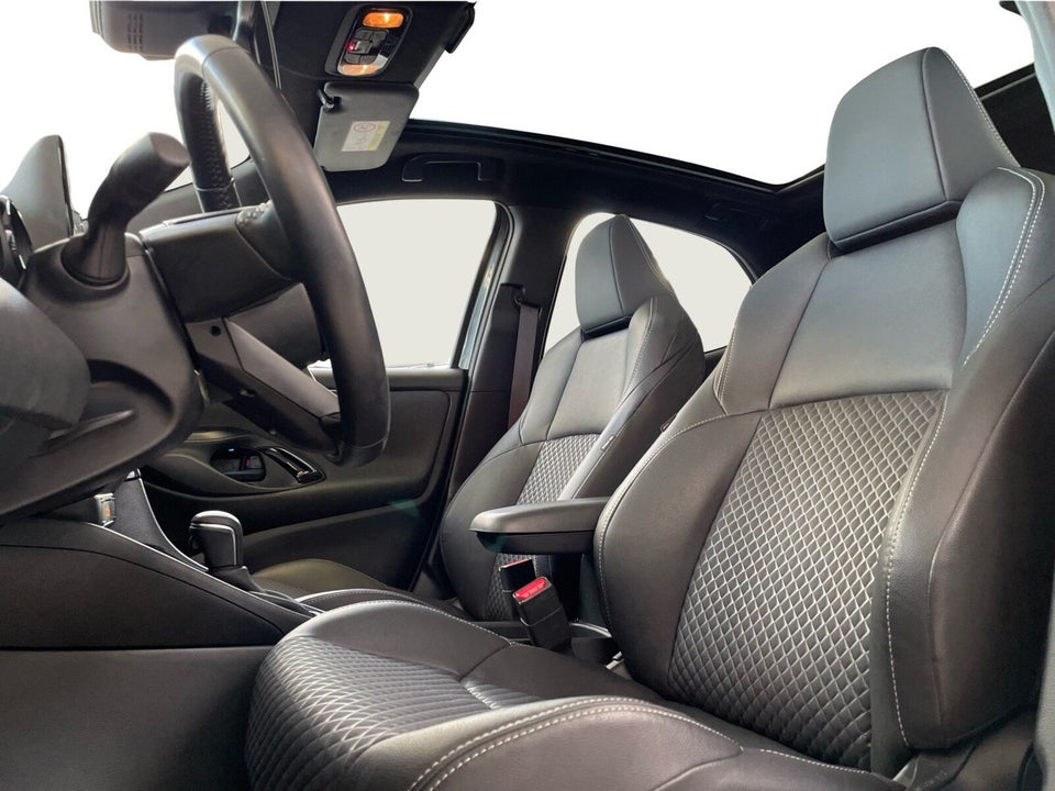 Toyota Yaris 1,5 Hybrid H3 Style e-CVT 5d