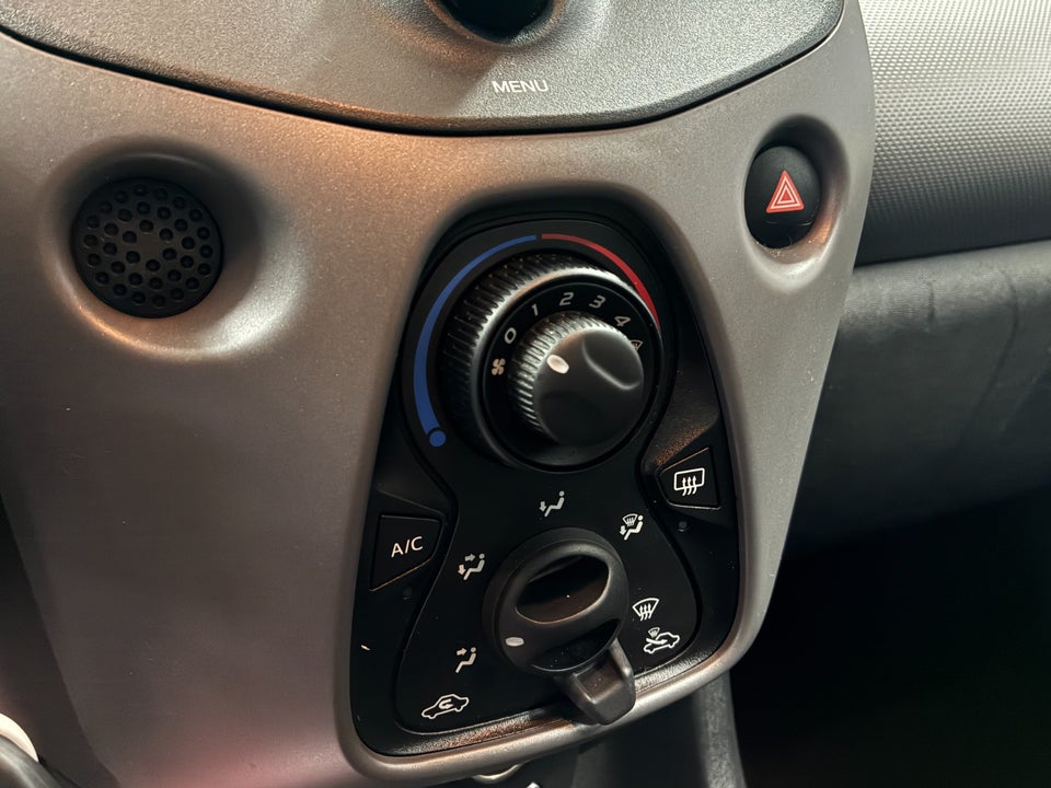 Peugeot 108 1,0 e-VTi 72 Active 5d