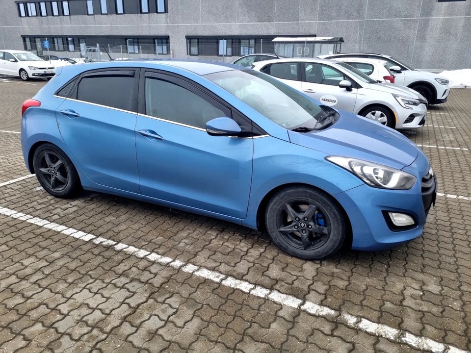 Hyundai i30 1,6 CRDi 110 Style Eco 5d