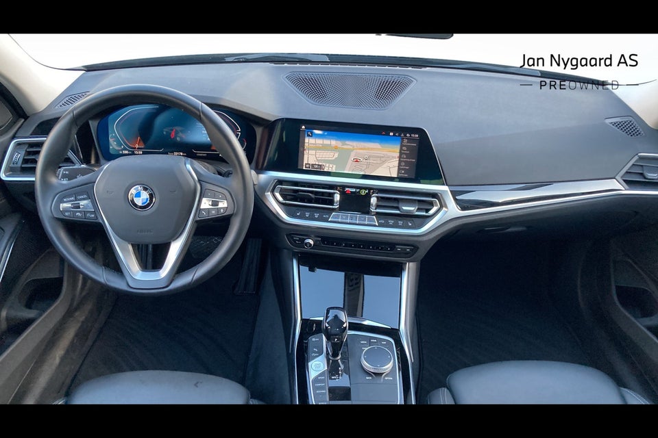 BMW 330i 2,0 Sport Line aut. 4d