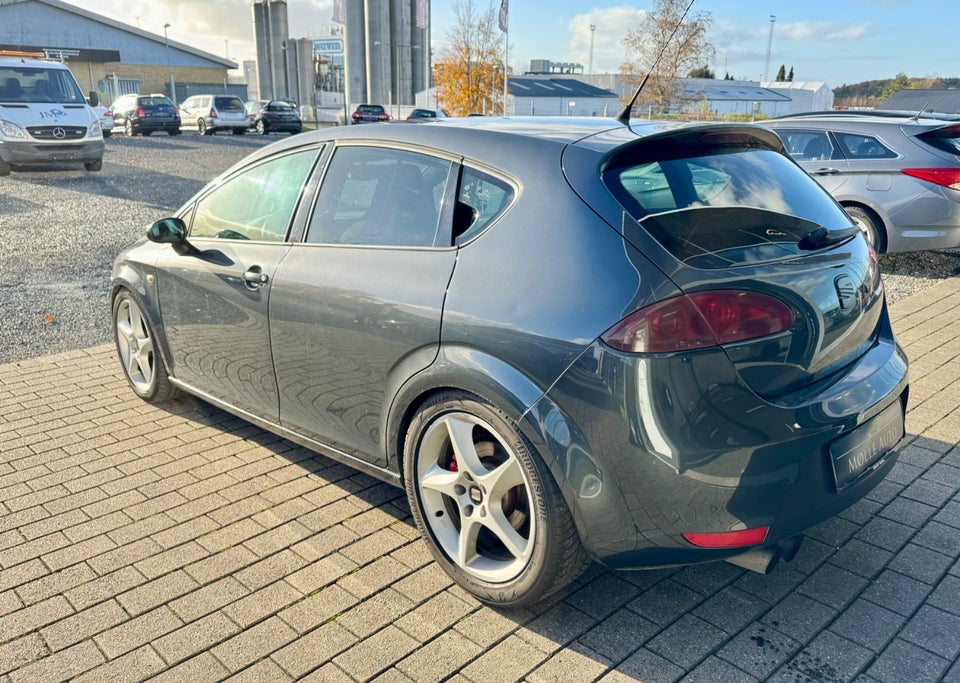 Seat Leon 2,0 TFSi Cupra Van 5d