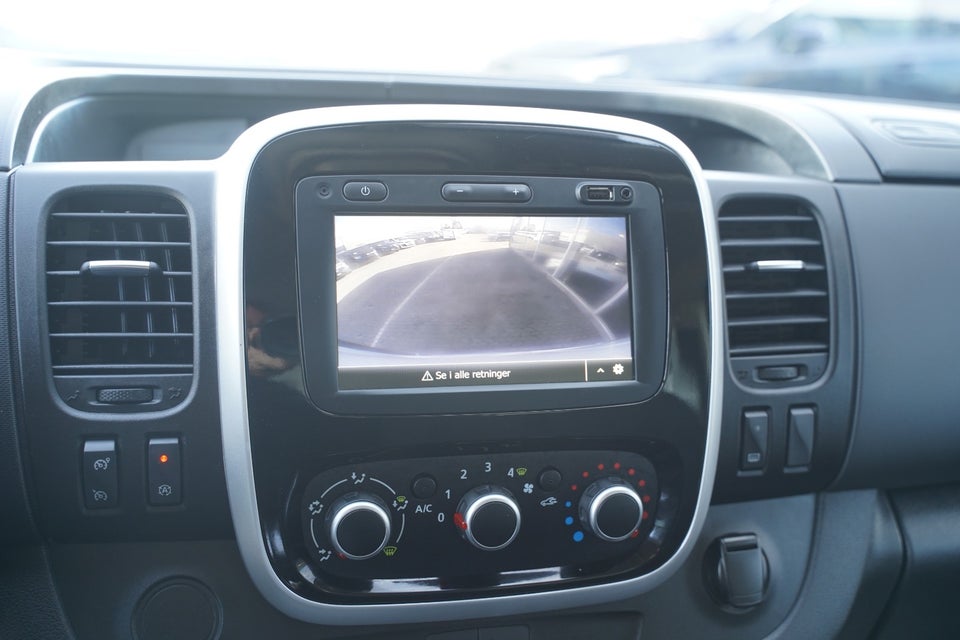 Renault Trafic T29 2,0 dCi 170 L1H1 EDC