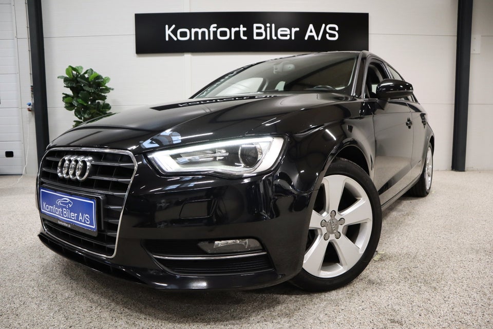 Audi A3 2,0 TDi 184 Ambiente Sportback 5d