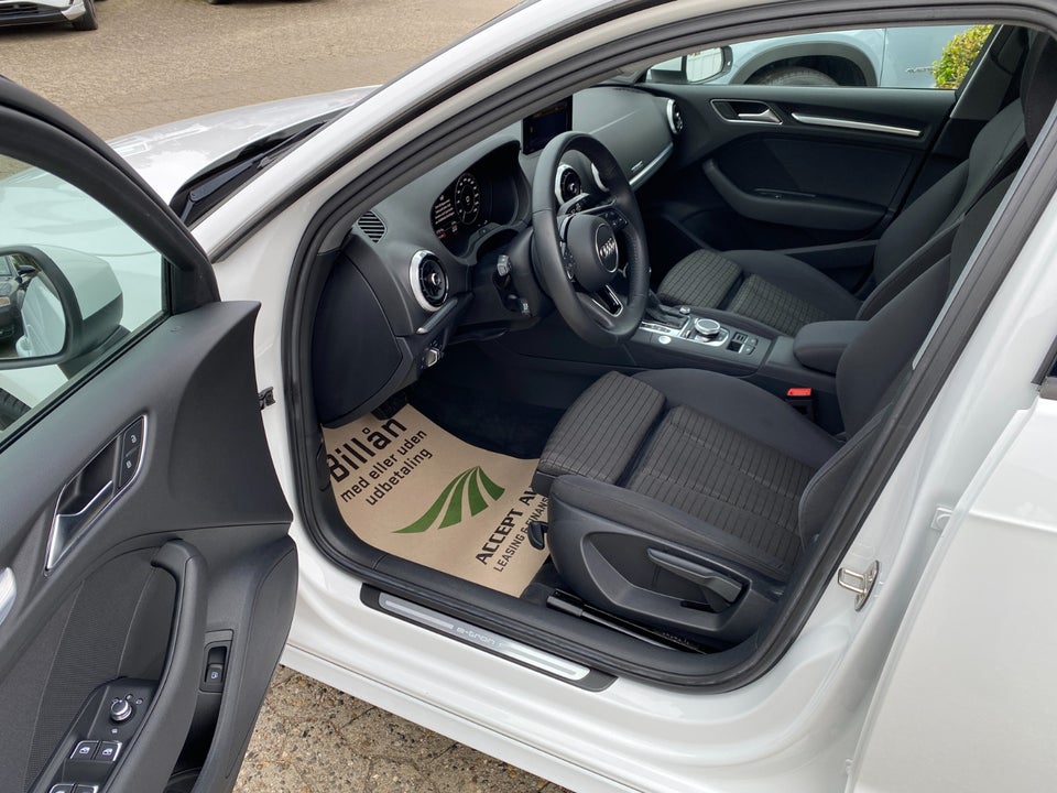 Audi A3 1,4 e-tron Sportback S-tr. 5d
