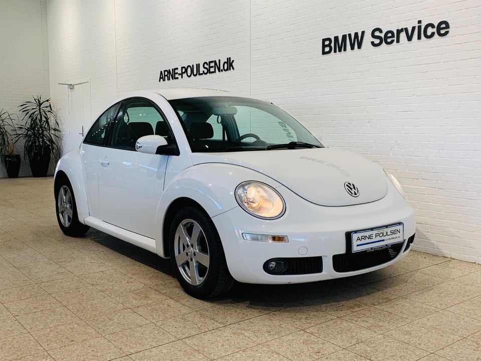 VW New Beetle 1,6 Trendline 2d
