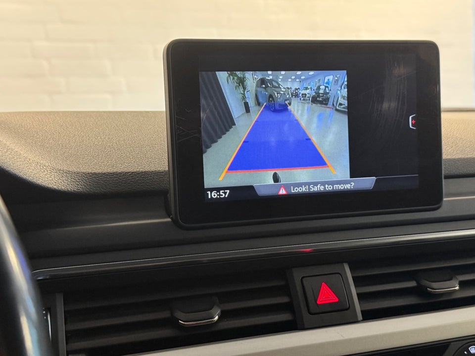 Audi A4 2,0 TDi 150 Avant S-tr. 5d