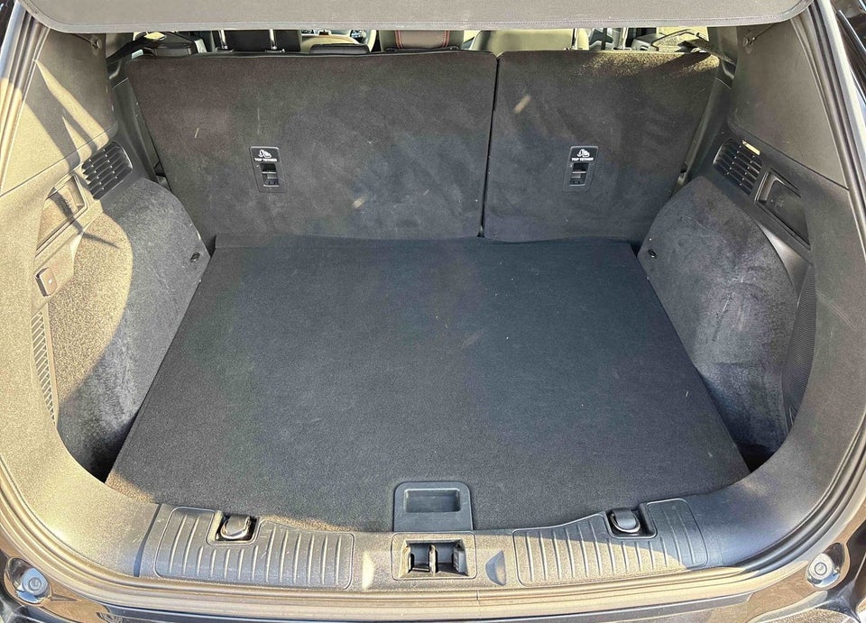 Ford Kuga 2,5 PHEV ST-Line X CVT 5d