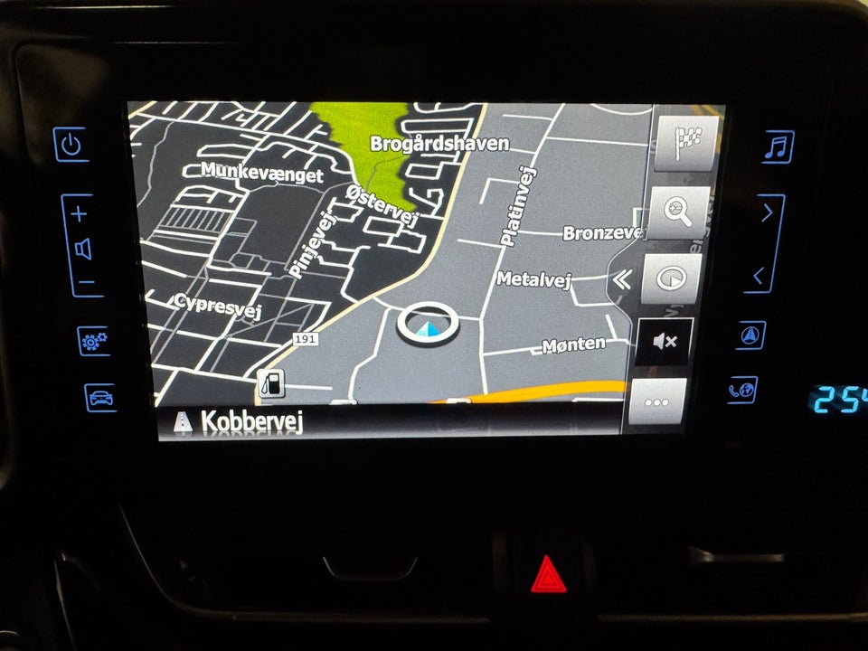 Toyota C-HR 1,8 Hybrid C-ULT CVT 5d