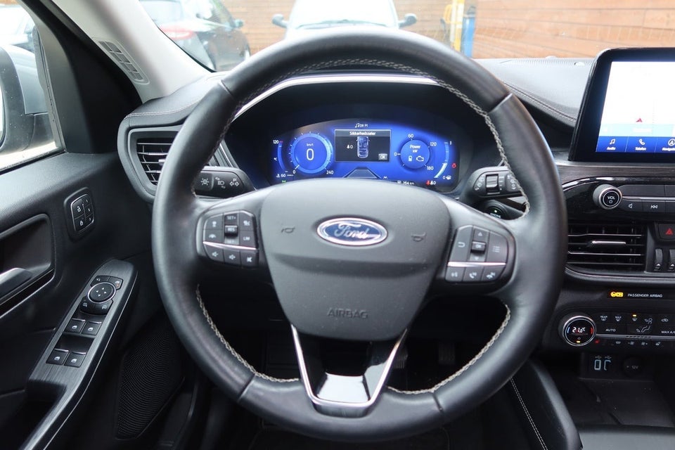 Ford Kuga 2,5 PHEV Vignale CVT 5d