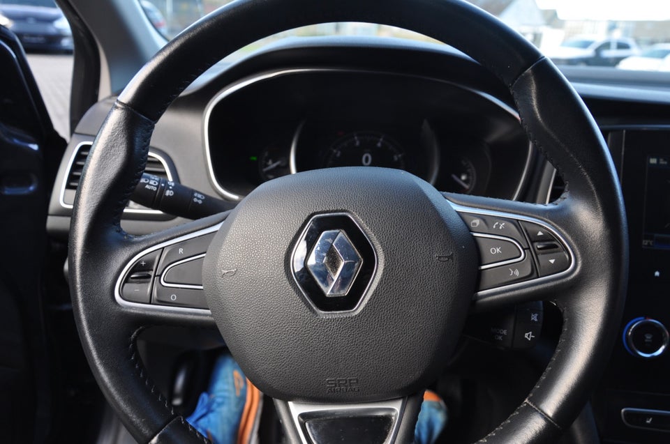 Renault Megane IV 1,3 TCe 140 Zen Sport Tourer 5d