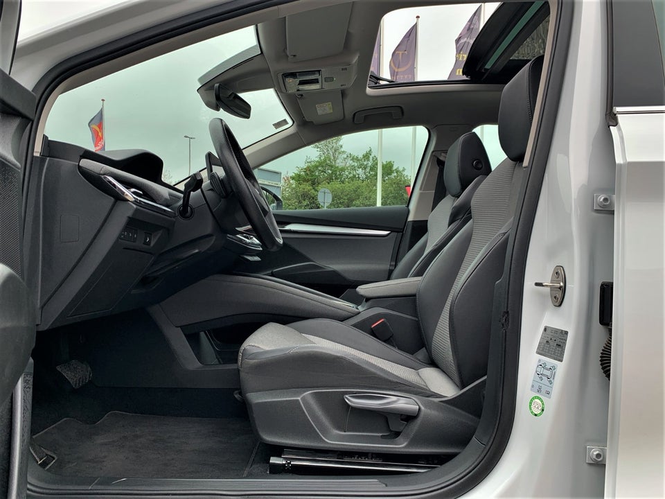 Skoda Enyaq 80 iV Plus Loft 5d