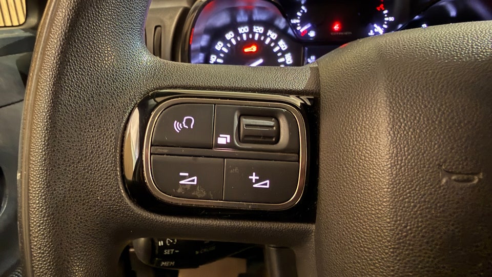 Citroën C3 1,6 BlueHDi 100 Iconic 5d