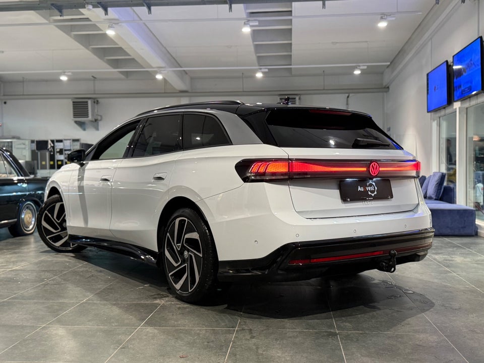 VW ID.7 77 Style Tourer 5d