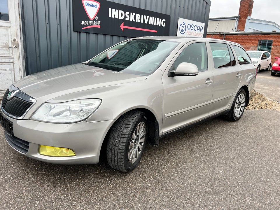 Skoda Octavia 1,4 TSi 122 Ambiente Combi 5d