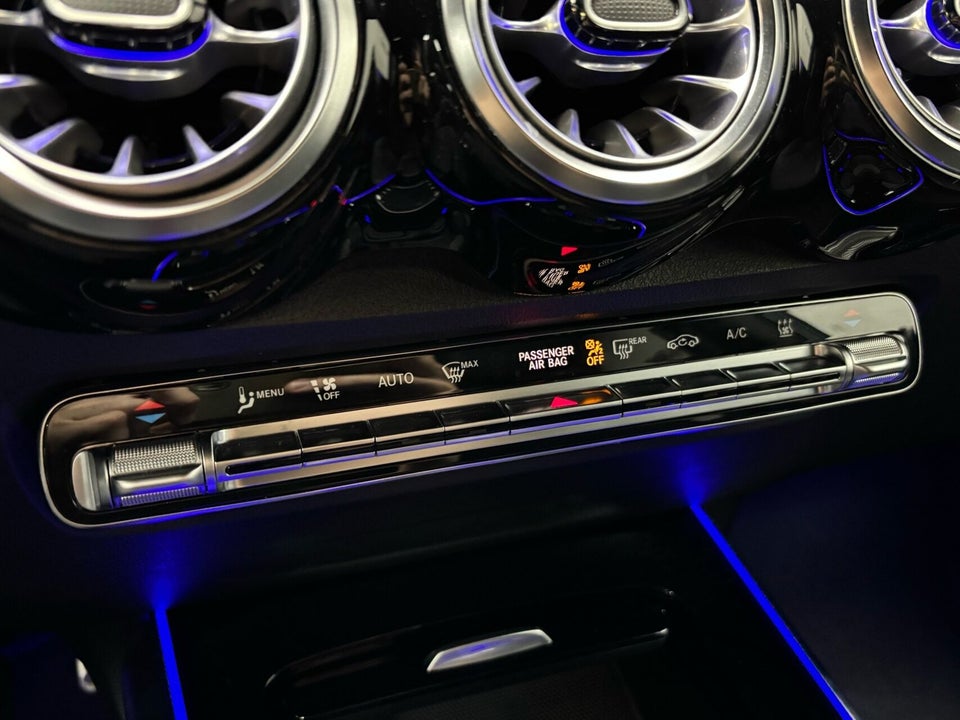 Mercedes EQB250 AMG Line 5d