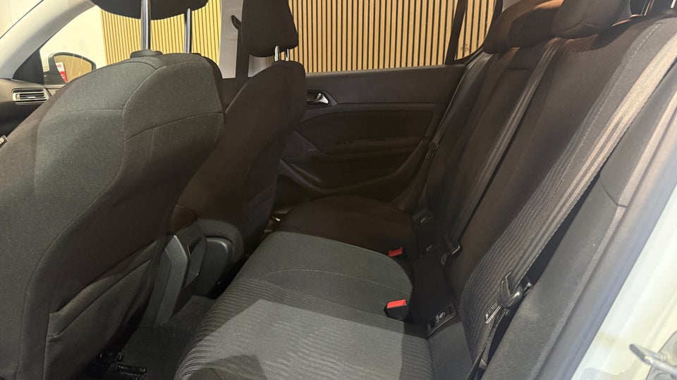 Peugeot 308 1,6 HDi 92 Active 5d