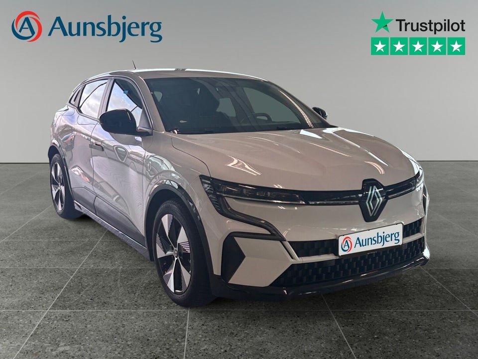 Renault Megane E-Tech 40 Equilibre 5d