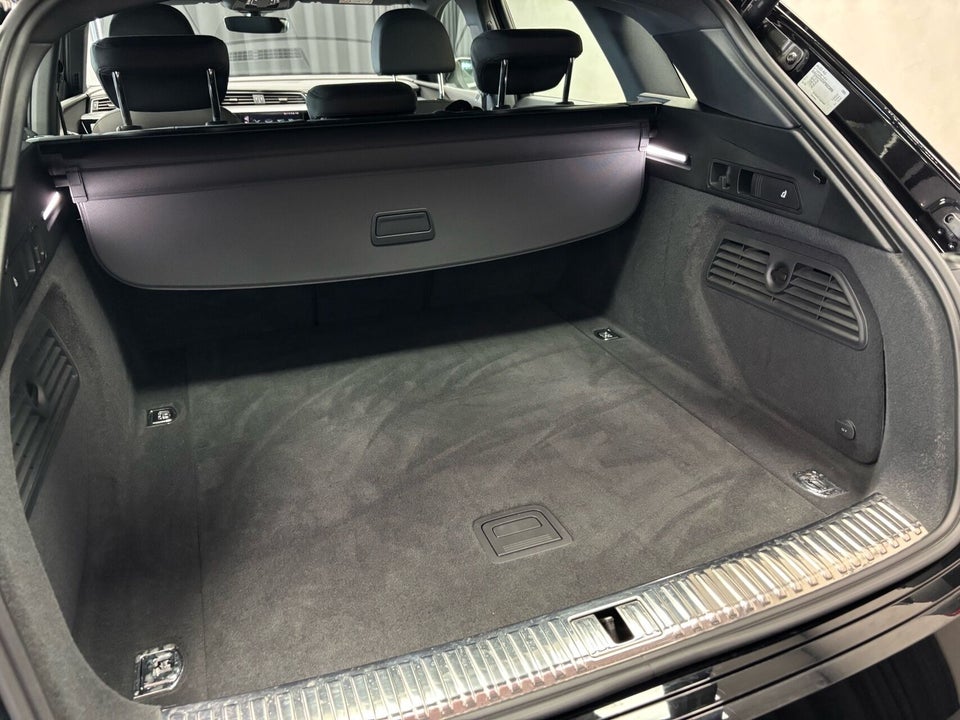 Audi e-tron 55 Advanced quattro 5d