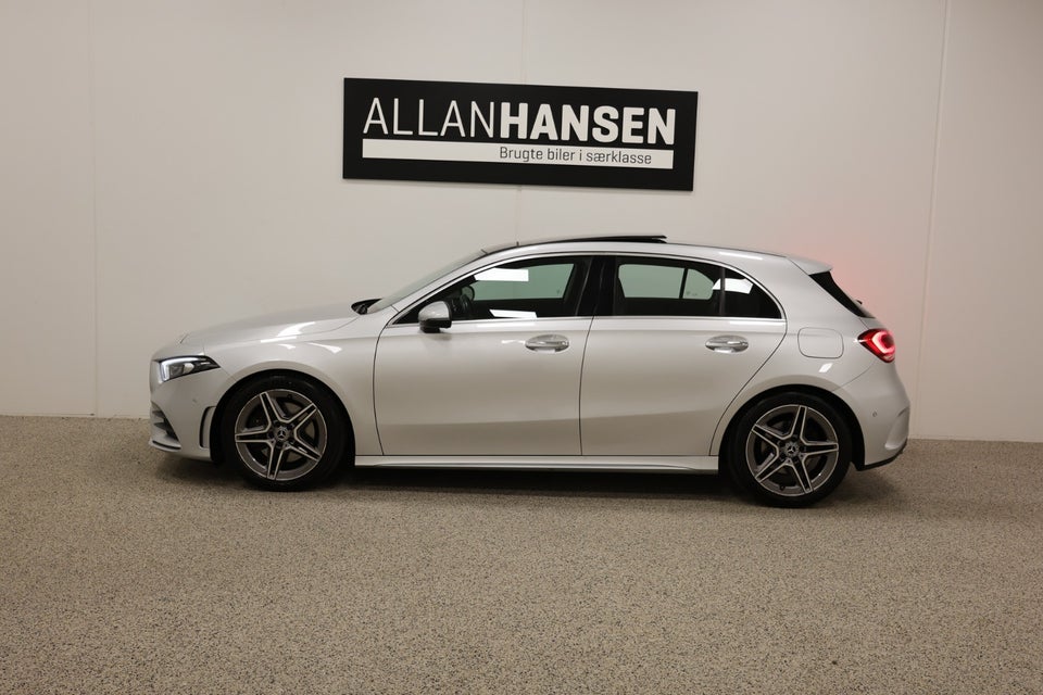 Mercedes A220 2,0 AMG Line aut. 4Matic 4d