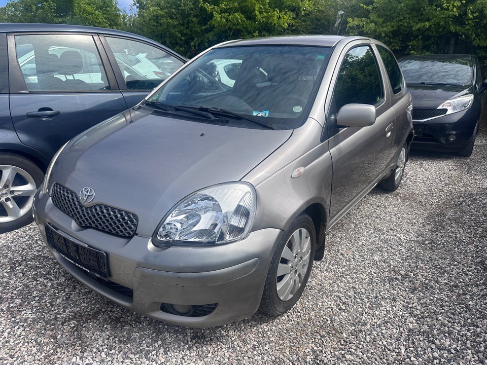 Toyota Yaris 1,3 Blue 3d