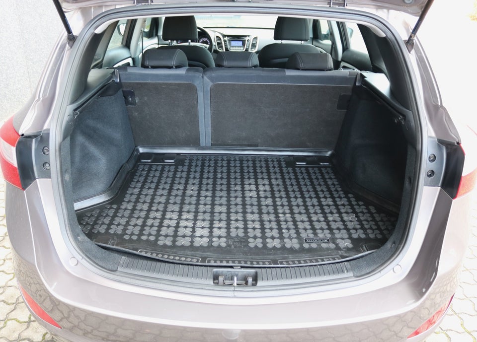 Hyundai i30 1,6 CRDi 110 Style Eco 5d