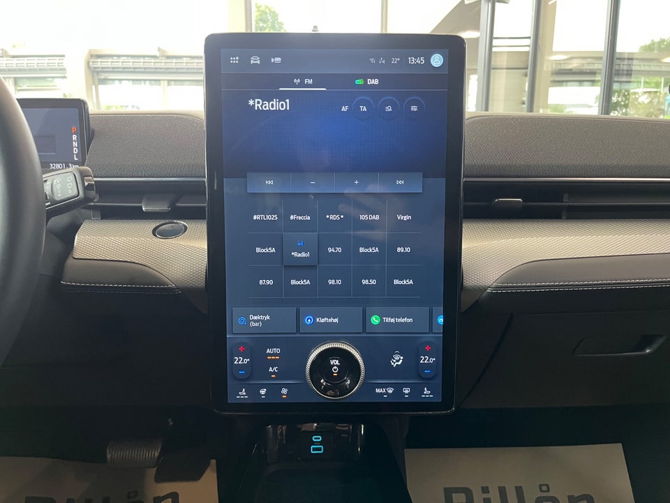 Ford Mustang Mach-E 75 Premium Standard Range 5d