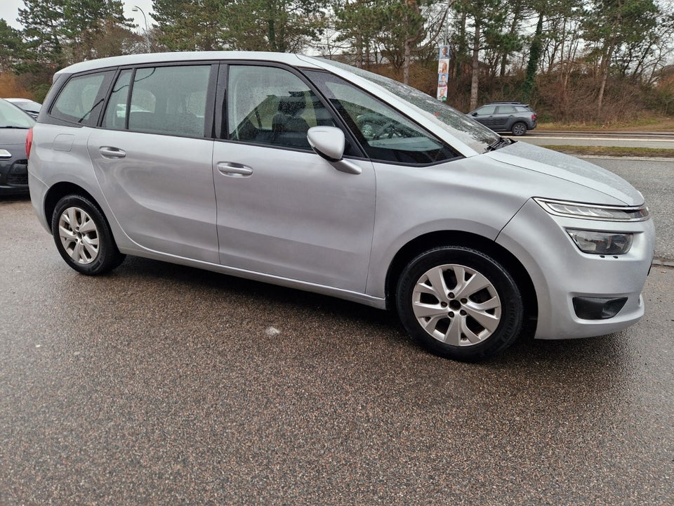 Citroën Grand C4 Picasso 1,6 e-HDi 115 Seduction ETG6 7prs 5d