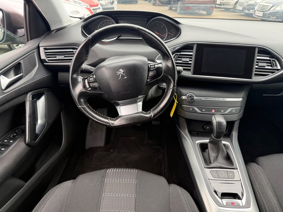 Peugeot 308 1,6 BlueHDi 120 Active SW EAT6 5d