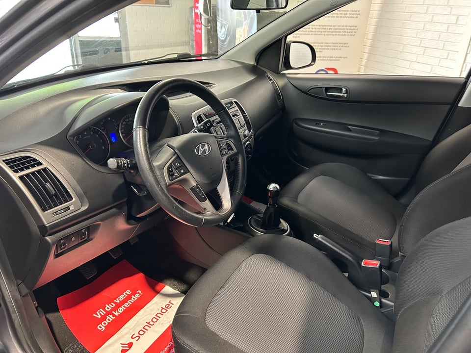 Hyundai i20 1,25 Classic Go! 5d