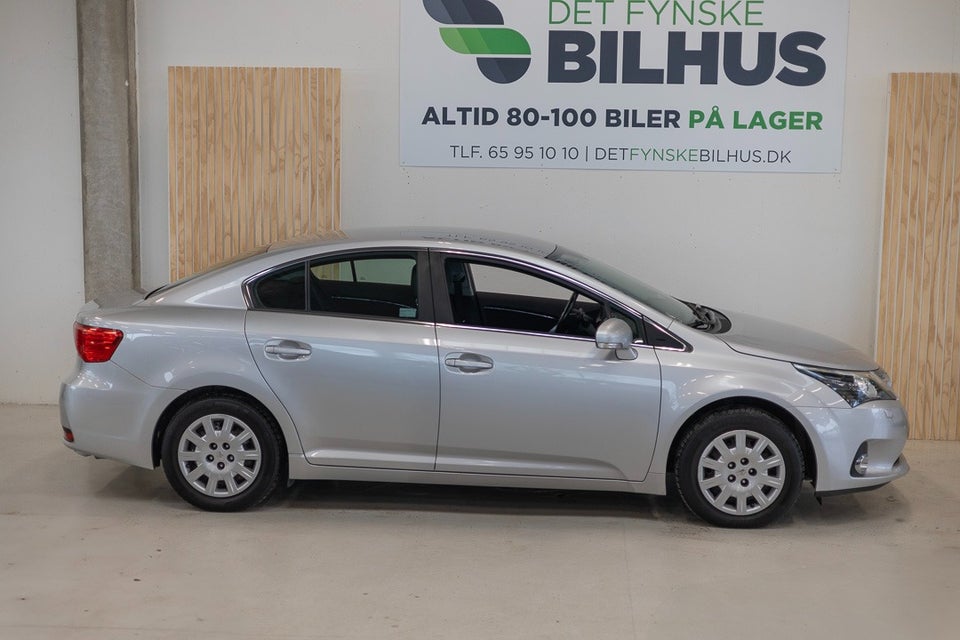 Toyota Avensis 1,6 VVT-i T2 Touch 4d