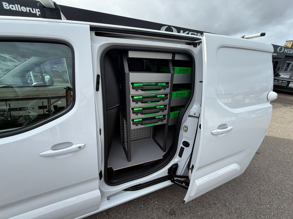 Peugeot Partner 1,5 BlueHDi 130 L2V2 Ultimate EAT8 Van