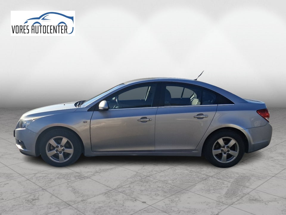 Chevrolet Cruze 1,6 LS 4d